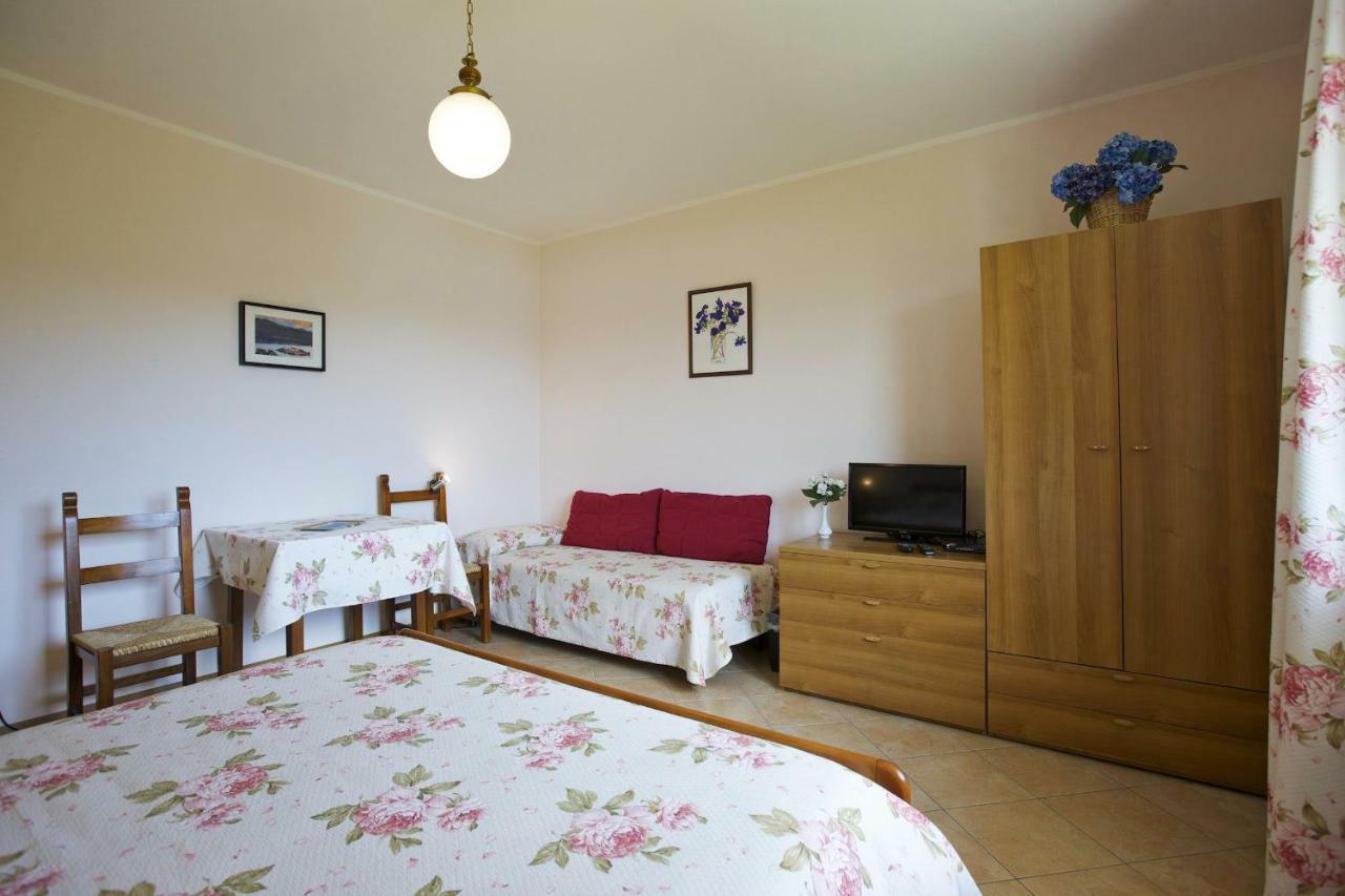 Apartament La Florida Ameno Zewnętrze zdjęcie