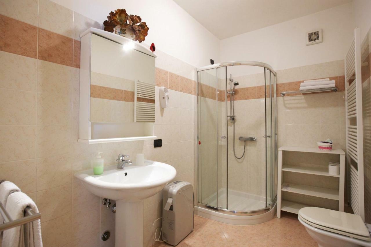 Apartament La Florida Ameno Zewnętrze zdjęcie