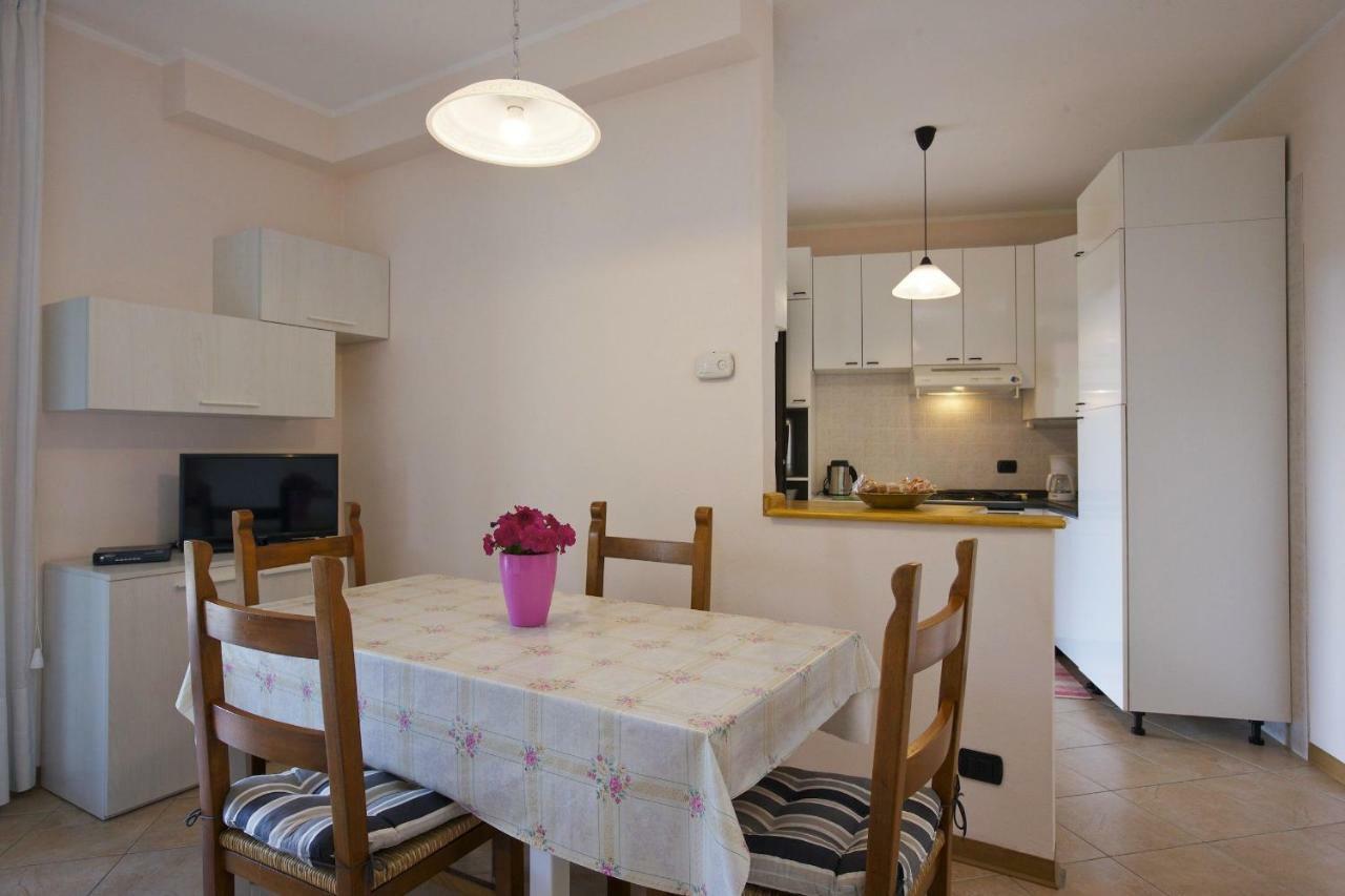 Apartament La Florida Ameno Zewnętrze zdjęcie